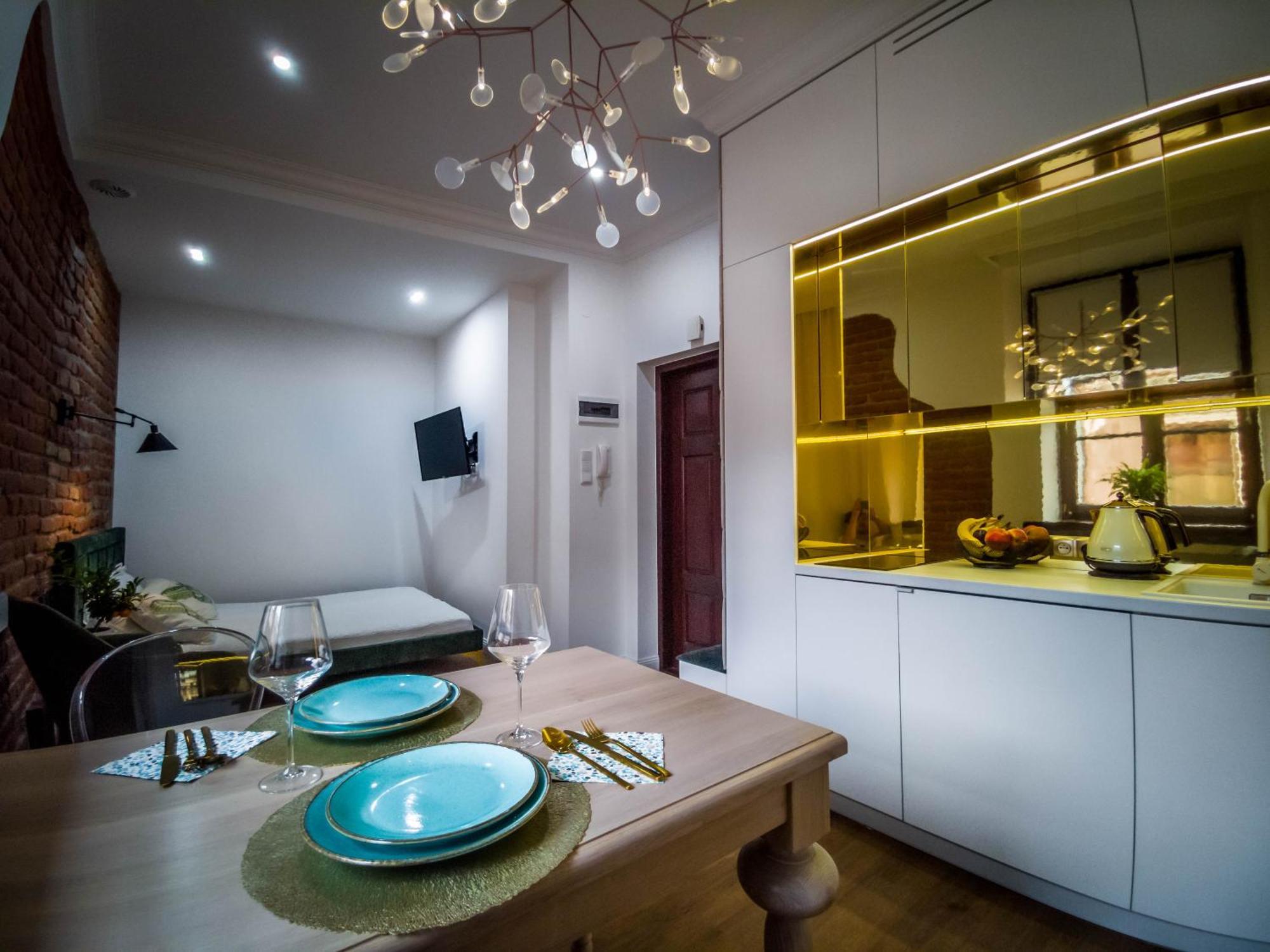 Apartamenty Numer 6 Люблин Екстериор снимка