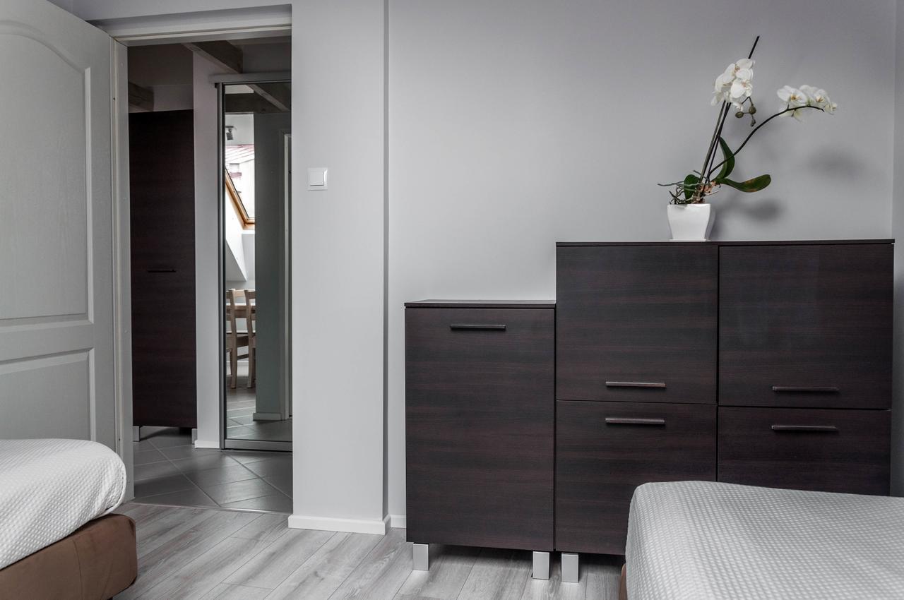 Apartamenty Numer 6 Люблин Екстериор снимка